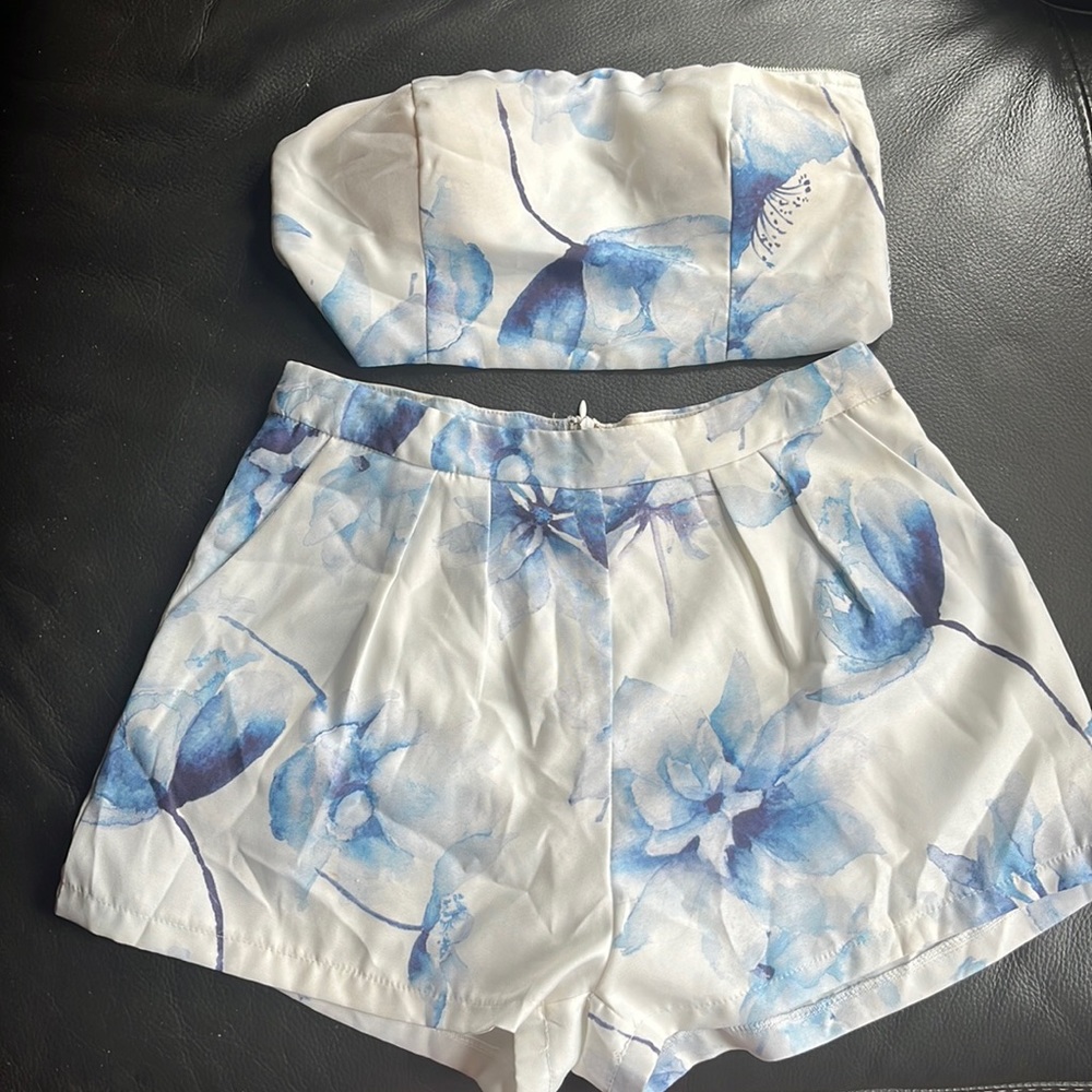 Matching shorts and crop top spring time day set